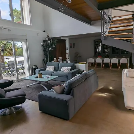 Дом отдыха Superbe Avec Piscine Chauffee Et Jardin A 10 Min Du Centre, Pour 12 Personnes - Fr-1-239-1150 Сен-Жан-де-Люз