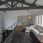 Superbe Avec Piscine Chauffee Et Jardin A 10 Min Du Centre, Pour 12 Personnes - Fr-1-239-1150 *
