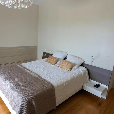 Prázdninový dům Superbe Avec Piscine Chauffee Et Jardin A 10 Min Du Centre, Pour 12 Personnes - Fr-1-239-1150 *